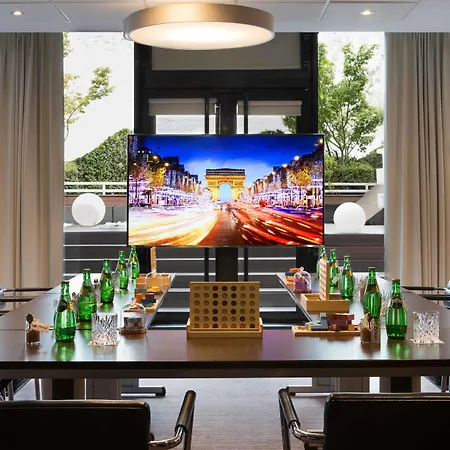 Renaissance Arc De Triomphe 5* Parigi
