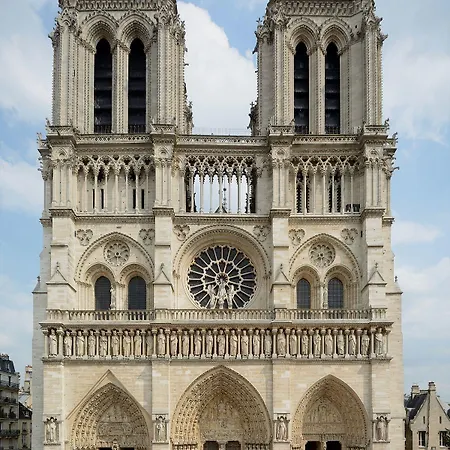 Renaissance Arc De Triomphe 5* Parigi