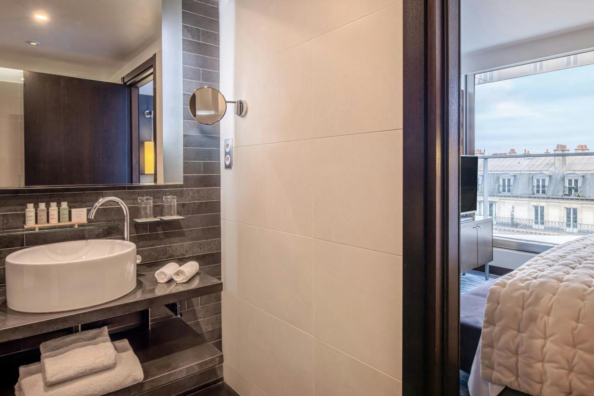 Renaissance Arc De Triomphe Parigi