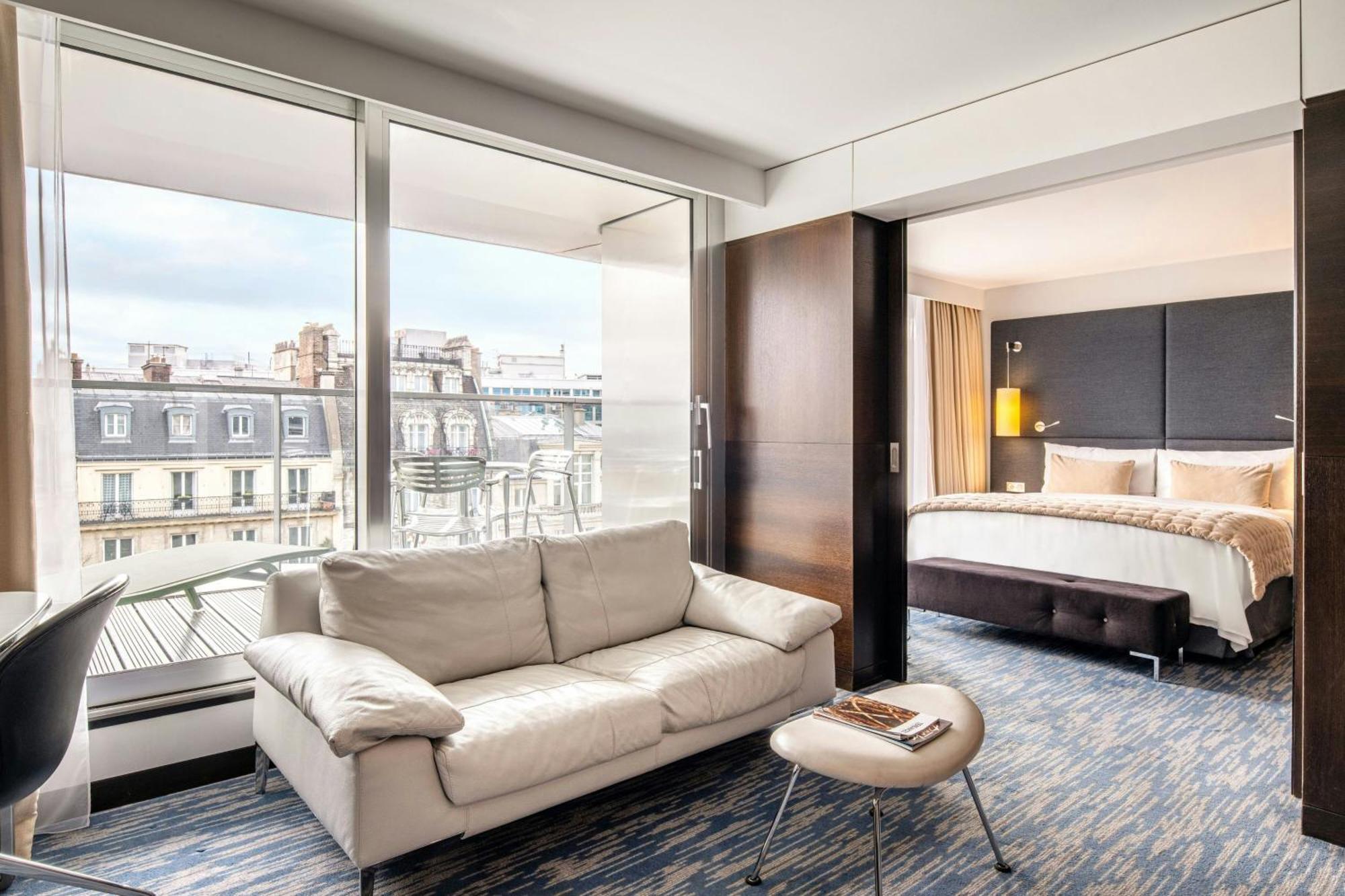 Renaissance Arc De Triomphe Parigi