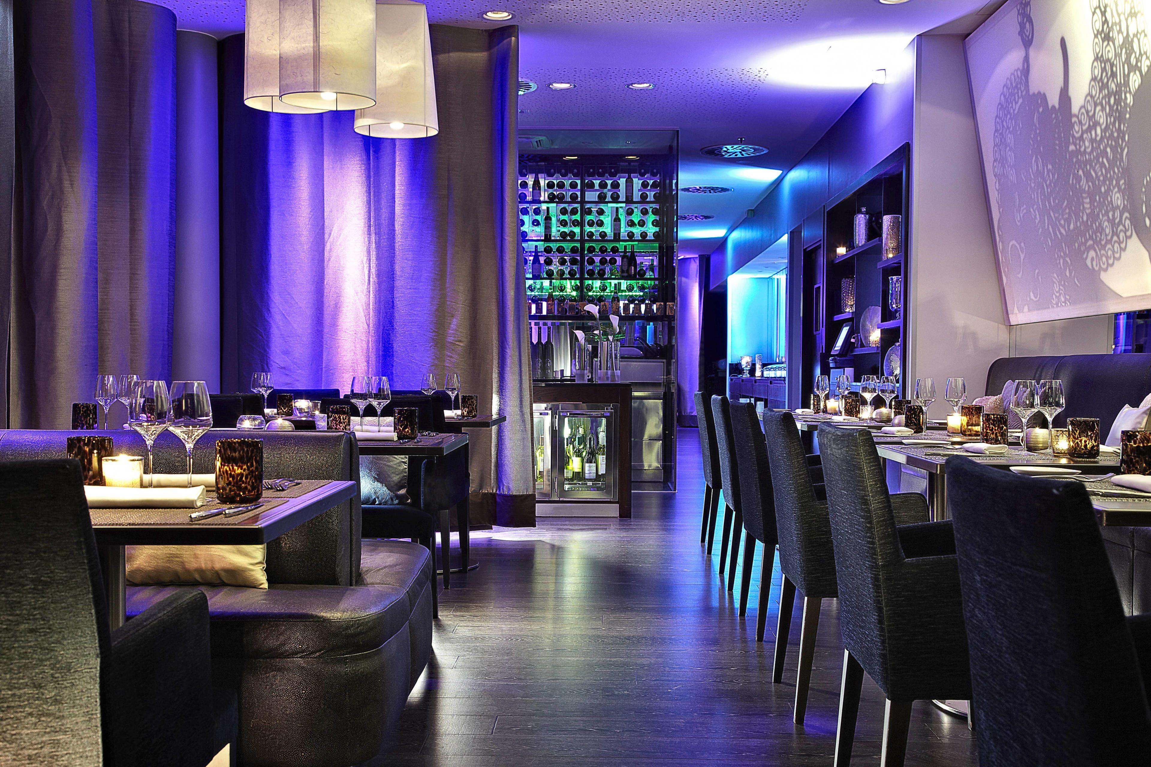 Renaissance Arc De Triomphe