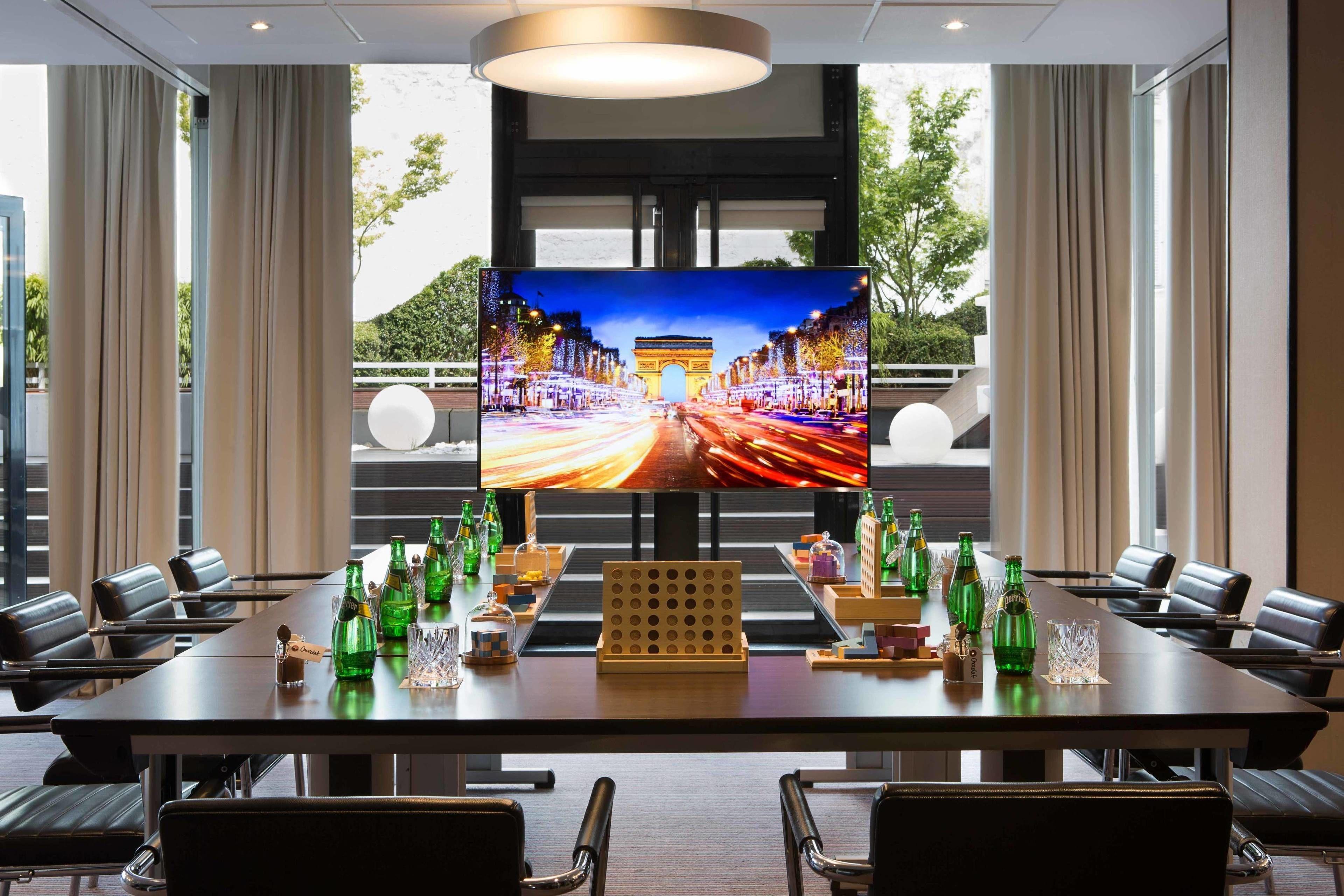 Renaissance Arc De Triomphe 5* Parigi